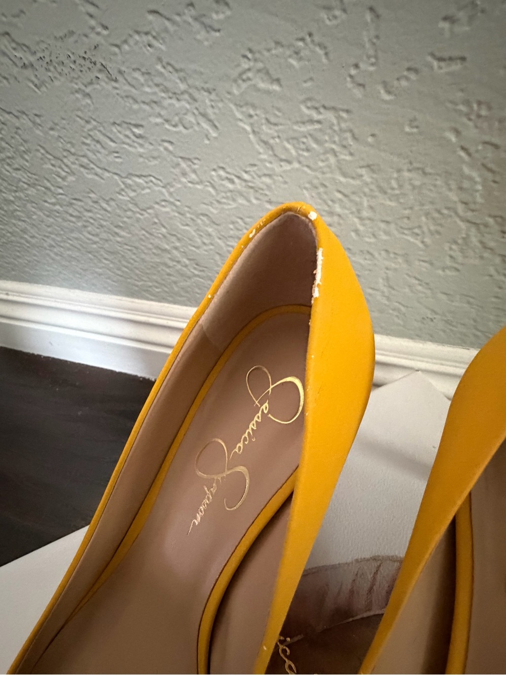 JESSICA SIMPSON LEMON ICE Women’s Yellow Pointed-Toe Stiletto Pumps - Picture 5 of 8